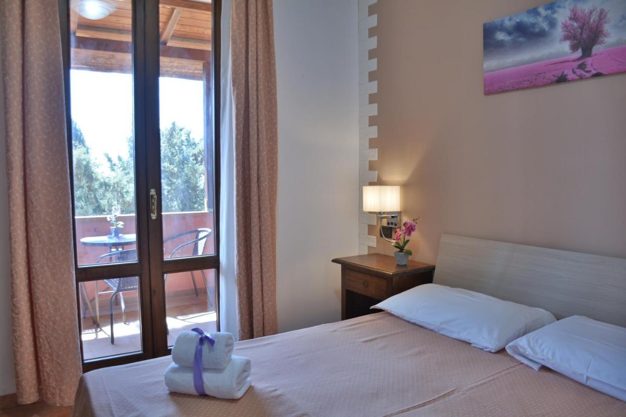 Hotel Villa Paradiso Riparbella Exterior foto